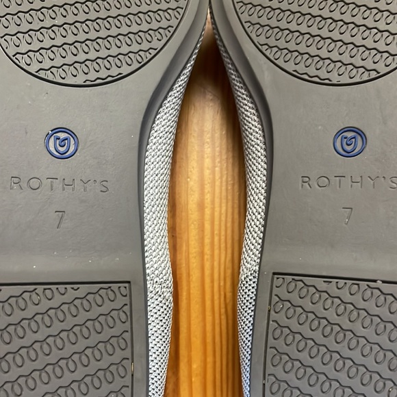 Rothy’s Flats. size 7. - Picture 4 of 5